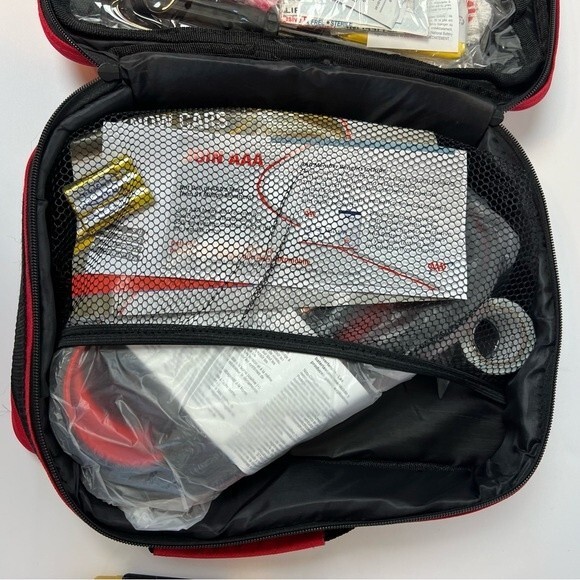First Aid AAA Excursion Road Kit 76 piece Set New - Picture 4 of 12